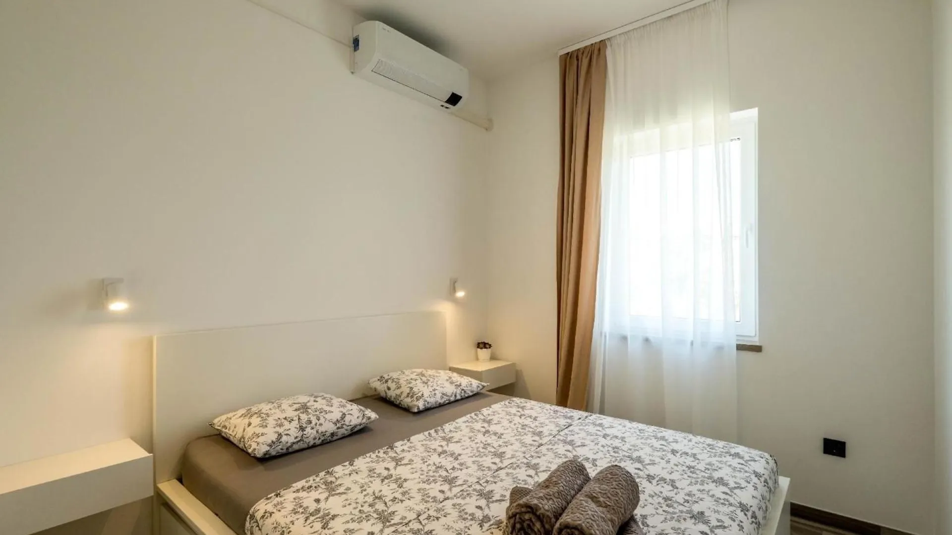 Ferienhaus Fuer 4 Personen Und 2 Kinder In Vintijan, Istrien 0*, Vintijan Croatia